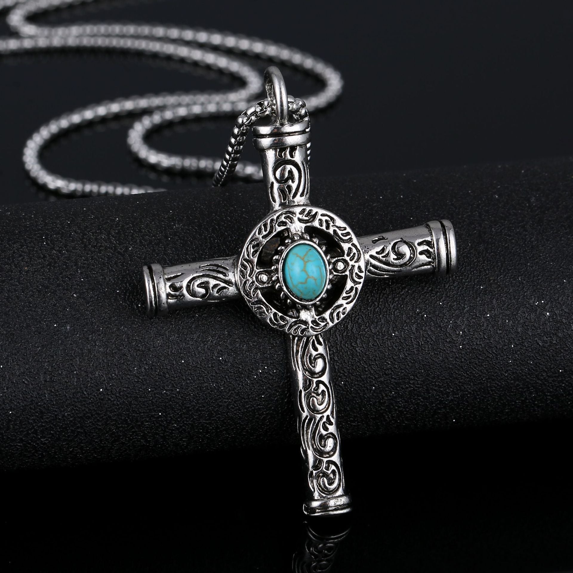 Wholesale  necklace men's Joker cross sweater chain net red new fashion accessories titanium steel necklace